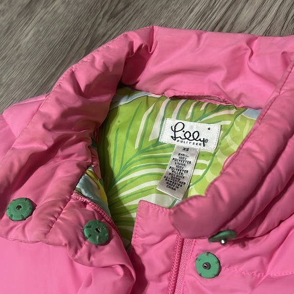 Womens Pink Lilly Pulitzer Winter Down Puffer Vest Full Zip Size XS - Picture 2 of 6